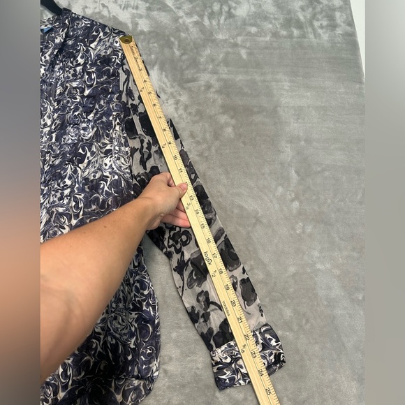 Simply Vera Wang Blouse Top High Neck Floral Purple Sheer Women’s Large - Picture 9 of 9